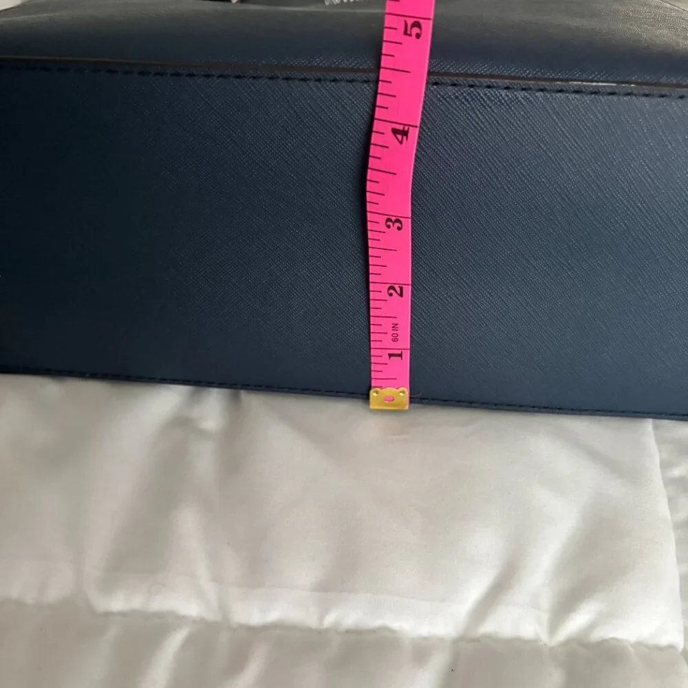 Michael Kors Charlotte Medium Tote Navy Saffiano Leather Top Zipper Travel Chic